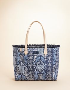 When it comes to totes, our sea life patterned Beach Tote topped with fringe is tote-ally sweet. This roomy bag with faux leather straps holds everything - and then some! Best of all, it's made from durable, laminated cotton that can stand up (literally!) to day after day of splashy fun. Nora Fleming Minis, Round Top Collection, Woman Beach, Beach Tote, Anklet Bracelet, Key Fobs, Bracelets And Charms, Accessories Shop, Sea Life