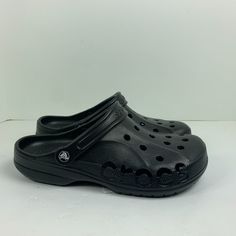 Size: 10 Mens / 12 Womens Condition: New With Tags Style: Baya Clog Crocs Baya, Crocs Black, Crocs Shoes, Slip Ons, Loafer Shoes, Clogs, Men's Shoes, Loafers, Slip On