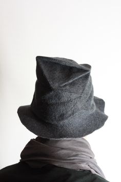 This Handmade hat is made of Australian merino wool felt, it is easy to range in normal days, just fold it flat as shown in picture. Hat is hand-blocked and made with love and care for each detail. Only one is available, but if you want it in another color or size please contact us, we will give our best to make you as similar as possible. All our hats are handmade and it takes time to make perfect hat for each of you. We are shipping our hats 7-10 days after receiving payment. If you need a rus Vest Outfits Men, Fall Dressy, Mens Beret, Sepang, Handmade Hat, Slouchy Hat, Brim Hat, Hat Fashion, Fashion Boots