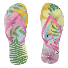 Pink Flamingo Luau Tropical Colorful Floral Summer Flip Flops Flowers Exotic, Minimalist Street Style, Summer Outfits Minimalist, Flip Flops For Women, Shoes Flip Flops, Watercolor Tropical, Tropical Christmas, Summer Flip Flops, Hybrid Tea Roses