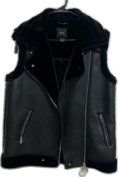 Forever 21 Black Winter Outerwear, Forever 21 Winter Outerwear For Night Out, Trendy Forever 21 Outerwear For Night Out, Forever 21 Outerwear For Winter Night Out, Women Faux Fur Vest, Olive Green Vest, Faux Shearling Vest, Military Vest, Red Trench Coat