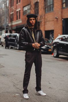 The Best Street Style From The New York Menswear Shows - Page 6 | British Vogue Street Style 2018, Fashion Pic, New York Street Style, Fashion 90s, New Street Style, New York Mens, Straight Cut Jeans, Mens Fashion Week