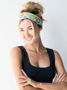 Bandeau Headband, Forehead Headband, Boho Bandeau, A Messy Bun, Effortless Outfit, Hair Back, Wide Headband, Quick Hairstyles, Floral Headbands