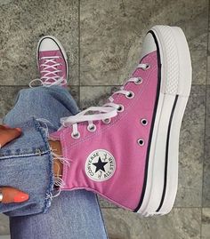 Cute Converse, Dr Shoes, Trendy Shoes Sneakers, Basket Style, Preppy Shoes, Pink Converse, Cute Nike Shoes, Hype Shoes, Aesthetic Shoes