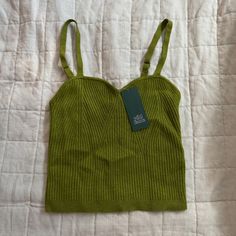 Nwt, Cup Style Top, Cropped Green Knit Fitted Green Ribbed Knit Top, Seamless Cropped Knit Top, Green Knit Fitted Top, Fall Fitted Knitted Tank Top, Green Knit Top For Spring, Spring Green Knit Top, Seamless Solid Knit Top, Green Soft Knit Top, Green Ribbed Knit Top For Spring