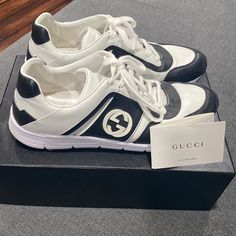 Mens White Gucci Shoes. Slightly Worn. Size: 9 1/2 White Gucci Shoes, Gucci Shoes, Gucci Men, White Shoes, Mens Shoes Sneakers, A Couple, Men's Shoes, Shoes Sneakers, Color White