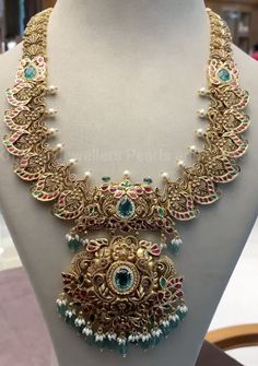 New Necklace Designs, Mango Mala, Haram Designs, Gold Haram, Wedding Jewelry Sets Bridal Jewellery, Temple Jewelry Necklace, Indian Wedding Jewelry Sets, Gold Jewels Design, Fancy Jewelry Necklace