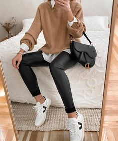 Winter Outfit Tennis Shoes, Elevated Basics Style Winter, Every Day Shoes Women, Relaxed Womens Outfits, Fall Work Casual Outfits Women, Womens Style 2024, Everyday Winter Outfit Ideas, Fall Dinner Outfit Casual, Zara Women Outfits