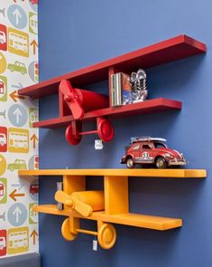 Montessori Bed Ideas for Toddlers Diy Holz, Wooden Projects, Baby Furniture, Diy Shelves, Woodworking Projects Diy, Wooden Crafts, Wooden Decor, Child's Room, Baby Room Decor