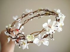 Head Wreath Wedding, Cherry Blossom Images, Birthday Costume, White Flower Crown, Wedding Hair Wreath, Fleurs Diy, White Cherry Blossom, Head Wreath, Hair Wreaths