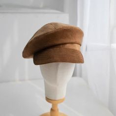 Please use code FREESHIPPING to Enjoy Free Shipping with 2 Orders or more! Get complimentary shipping when you order two or more items.  This newsboy cap is very classic and modern. It is made of premium velvet corduroy fabric that can keep you warm and comfortable in cold weather. The neutral tone colours are nice match to your fall/winter out fit. An ideal novelty Christmas gift and a truly cute addition to any wardrobe!  Specifications -Material: Velvet Corduroy -Size:M:56-58 cm           L: Novelty Christmas Gifts, Leather Beret, Knit Beret, Diy Clothes And Shoes, Personalized Hats, Hat Beret, Men Spring, Baker Boy, Corduroy Fabric