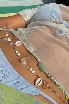 No Ordinary Girl, Waist Jewelry, Mode Hippie, Mermaid Aesthetic, Spotify Playlists, Waist Beads, Coconut Girl, Summer Inspo, Island Girl