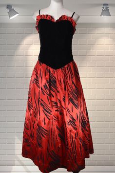 "Totally 1980s party dress by Ronald Joyce. Velvet bodice, spaghetti straps, flocked acetate skirt.  Expensive to buy new; Ronald Joyce dresses were quite the thing back in the day and EXPENSIVE. In very good cared for condition. It's an approximate UK 8/10 Chest:  34\" Waist:  28\" Hips:  36\" Shoulder to hem:  53\" Please ask if you have any questions  :) Please note:  this is a used item, not new and not pristine.  My items have been in storage and may require laundering.  If there is a probl Vintage Velvet Dress With Fitted Bodice, Red Crushed Velvet Dress, 80s Velvet Dress, Retro Red Gathered Skirt, 1930 Velvet Dress, 1980s Party, Ronald Joyce, Vintage Velvet, Maxi Dress Party