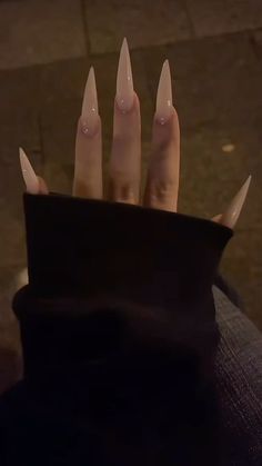 Long Almond Nails Black French Tip, Nail Ideas Stiletto Medium, Black Pointy Nails Designs, Black Stilettos Nails, Black Stiletto French Tip Nails, Black Nails Stiletto Long, Dark Feminine Aesthetic Nails, Christmas Stilleto Nail, Baddie Nails Stiletto