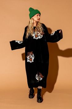 LALA ORIGINAL: Literally Limitless Oversized Knit Dress in Tigress *RESTOCKED* Oversized Knit Dress, Big Tiger, Satin Playsuit, Dressed In Lala, Ootd Instagram, Inexpensive Clothes, Mesh Maxi Dress, Blazer Set, Sweater Collection