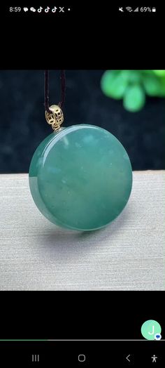 🐬Item Specifics 🌹Type of Jadeite Jade :   18K Gold & Myanmar Jadeite  🪷🪷Material:    100% Genuine Natural Jade Jadeite with certificate ⚘️Size: 17.3/4.5mm 🌼Condition Color: Icey Blue Water  🌴Type:  Pendant 🌾Original/Reproduction: In China 🌿🌿Natural/Enhanced: 100% Natural and Untreated The name of the Wu Shi Pai already explains its function, which is "nothing". Wearing Wu Shi Pai is believed to ward off evil and disasters and bless peace.🥳🥰 In traditional culture, people often wear Wu Shi Pai as a talisman, believing that it can bring good luck and peace to the wearer. Wu Shi Pai  are not only considered a beautiful ornament, but also an item with powerful protective power.       🌱🍂All the measurements are the best approximation only.All images are original.However, please not Luxury Round Jade Necklace, Green Aquamarine Round Jewelry, Elegant Blue Jade Jewelry, Round Emerald Jewelry For Healing, Round Jade Cabochon Necklace, Round Aventurine Gemstone Jewelry, Elegant Round Aventurine Jewelry, Luxury Green Aquamarine Jewelry, Luxury Healing Round Jewelry