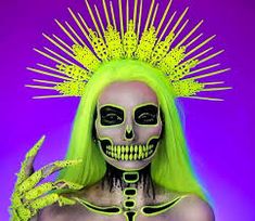 Skeleton Makeup Ideas, Scary Halloween Makeup Ideas, Neon Skeleton, Halloween Skeleton Makeup, Halloween Makeup Artist, Maquillage Halloween Simple, Scary Halloween Makeup, Halloween Makeup Kits, Halloween Makeup Witch