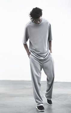 Read on to know more about the style tips and fashion essentials for men who dance. Mens Loungewear Fashion, Dancer Clothes, Coolest Outfits, Essentials For Men, Dapper Mens Fashion, Loungewear Fashion, Style Essentials, Dance Clothes