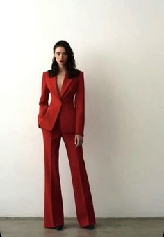 Md Suits, Grad Outfits, Woman Suit, Jumpsuit Outfits, Celebrities Fashion, Chique Outfits, Dress Classy, Woman Suit Fashion, Formal Outfits