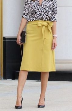 Yellow Pencil Skirt, Birthday Girl Dress, Office Casual, Office Outfits, African Dress, Skirt Top, Skirt Fashion, New Outfits