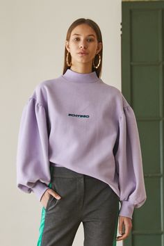 Pastel voluminous sweat shirts Cotton 100% Embroidery logo detail at the front Half ribbed neck band Lavender color Model is 5'7 " wearing Size small Embroidery Hoodie, Oversize Fashion, Sweat Shirts, Contemporary Luxury, Style Hoodie, Color Inspo, Shop Window, Lavender Color, Hoodie Design