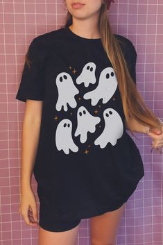 Halloween Shirt Spooky Season Tee Ghost Magic Spooky - Etsy Ghost Magic, Spooky Shirts, Spooky Tshirt, Hay Ride, Tshirts Ideas, Sweater Designs, Skull Top, Halloween Clothes, Fall Designs