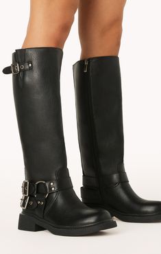 Take your style to new heights with this edgy take on a classic combat boot featuring statement buckle detailing. Tall Boots With Buckles, Moto Boots Outfit, Fall And Winter Boots, Groomsmen Accessories, Black Moto Boots, Closet Aesthetic, Maternity Bridesmaid Dresses, Bride Bag, Overalls Pants