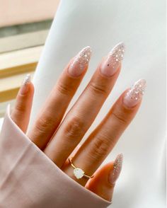 40+ Stunning Graduation Nails Perfect For Your Special Day; sparkle nails! This includes graduation nails acrylic, graduation nails ideas, graduation nails ideas 2023, graduation nails short, graduation nails acrylic almond, graduation nails acrylic short, graduation nails almond & more! This also includes graduation nails acrylic 2023, graduation nail ideas, graduation nail art, graduation nails simple & more! #graduationnails #graduationnailsacrylic #graduationnailsideas Nails Sparkly, Glitter Tips, Nails Homecoming, Her Nails, Nails White