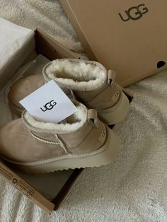 Ugg Classic Mini Platform, Ugg Mini, Ugg Classic Mini, Swag Shoes, Ugg Classic, Fall Shoes, Classic Mini