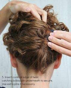 Curly Hair Up Dos Easy, Short Curly Hair Updo Easy, Short Curly Hair Updo, Hair Bun Curly, Summer Updo, Church Hair, Curly Updos, Hottest Hairstyles