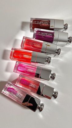 Profumo Victoria Secret, Lip Oils, Lip Gloss Cosmetics, Dior Lip Glow, Makeup List, Lip Gloss Collection, Gloss Labial, Dior Makeup