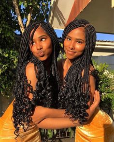 Pink Box Braids, Purple Box Braids, Braids With Curly Ends, Red Box Braids, Black Box Braids, Braids With Shaved Sides, Small Box Braids