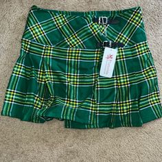 Green Irish Skirt For St Patrick’s Day. Says Size 32 On The Skirt. Purchased From Amazon As Size 10 St Patricks Outfit, Saint Patrick, Green Skirt, St Patrick’s Day, St Patricks, Black Green, St Patrick, St Patricks Day, Womens Skirt