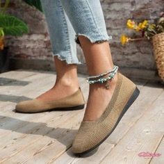 Comfortable and Practical Soft Bottom Slipper Sandals for Women Casual Gold Open Toe Flats, Casual Gold Synthetic Flats, Adjustable Slip-on Casual Flats, Casual Adjustable Slip-on Flats, Lightweight Slip-on Summer Flats, Summer Beige Flats, Medium Width, Soft Sole Slippers, Comfortable Slippers, Slippers For Women