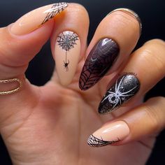 Shadowy Halloween: Set of 5 Nail Stamping Plates – Maniology Spider Nail Designs Black Widow, Black Widow Nail Art, Black Widow Nails, Spider Nail Art, Spider Nails, Black Stiletto Nails, Cute Pink Nails, Designs Dress