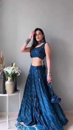 New Lengha Choli Designs, Skirt Choli Design, Bollywood Lehenga Outfit Ideas, Lenga Choli Design, Blue Chaniya Choli, Chaniya Choli Designs Weddings, Ghagra Designs, Choli Designs Lehenga, Ghaghara Choli