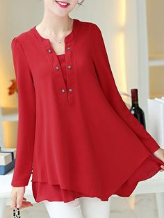 women clothing Salwar Kamiz, Asymmetrical Blouse, Elegante Casual, Trendy Clothes For Women, Red Blouses, Tops For Women, Fashion Tops, Asymmetric Hem, Beautiful Outfits