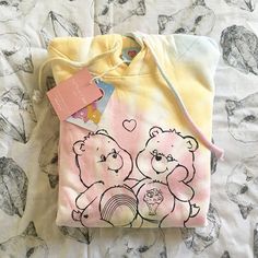 Cute Care Bears, Care Bears Vintage, Care Bears Plush, Rainbow Vintage, Hoodie Cute, Crewneck Sweatshirt Women, Red Crewneck, Dont Care, Care Logo