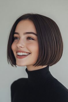 Click for More ➡️ | Save for Later ❤️   A timeless look featuring a straight, even cut that falls just below the chin. Perfect for older women looking for a sophisticated style. Classic black or silver hues add an elegant touch. (Classic Blunt Bob - Short Bob Hairstyles For Women) Style With Short Hair, Short Bob One Length, Bob Haircut For Straight Hair, Short Haircut Straight, Cute Short Haircuts For Straight Hair, Above Chin Bob, Short Bob Straight, Short Straight Haircuts For Women, Womans Face