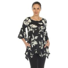 White Mark Women's Floral Blanche Tunic Top drapes stunningly on the body. It features a beautiful floral print, scoop neckline,  bell sleeves, and a SharkBite hemline for a stylish finish. Side pockets are hidden on each side to store small essentials such as wallet or keys. The material is made from a high-quality Polyester and Spandex blend fabric thats super soft and lightweight. White Mark Women's Floral Blanche Tunic Top styles perfectly with leggings or jeans. Color: Black.  Gender: female.  Age Group: adult. Black Blouse Short Sleeve, Women Fall Tops, Plus Size Summer Tops, Clothes For Women Over 50, Lapel Top, Floral Long Sleeve Shirt, Flowy Shirt, Tunic Tops Casual, Shirts For Leggings