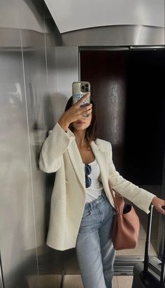 F1 Wags, Outfit Elegantes, Looks Pinterest, Kaia Gerber, Dusters, Cute Fall Outfits, Outfits For Women, Blazer Outfits