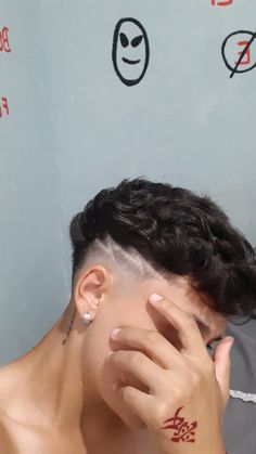 Fade Haircut Designs For Men, Simple Hair Designs, Hair Designs For Men, Braids With Fade, Haircut Design, Low Taper, Cabello Afro Natural