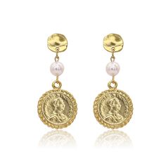 Highly detailed disc-shaped medallion coin replicas adorn each earring, elegantly set on the ends for maximum movement and swing. Shimmering white water pearls are drill set in the middle creating a contemporary linear-shaped earring, finished with round shiny dollops of metal on the top for the studs.PRODUCT DETAILS:Materials: Pewter plated with 24 kt gold. Fresh water pearls.Measurements: 2.25" longEarring closure: Post backWeight: 0.15 oz Elegant Gold Coin-shaped Earrings, Elegant Gold Coin Earrings, Elegant Metal Round Disc Earrings, Elegant Coin Shaped Metal Jewelry, Elegant Single Round Disc Earring, Pearl Pendant Drop Earrings In Metal, Elegant Coin Pendant Earrings For Gift, Pearl Chain Round Metal Earrings, Pearl Drop Pendant