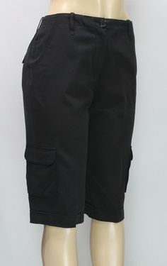 Larry Levine Women's Capri Pants Stretch Black Size 6. Measurements laying flat: Waist: 14.5"  Inseam: 14" Rise: 10.5" Hips: 20" Leg Opening: 9'' Customer satisfaction is my goal. For any further questions, inquiries, or assistance PLEASE feel free to contact me. I will resolve all problems and make sure you are satisfied! Thanks for Looking!!! 082120002- 19 Knee-length Capris With Pockets, Black Bermuda Shorts With Pockets For Work, Casual Black Knee-length Capris, Casual Black Short Length Capris, Black Bermuda Pants With Pockets, Workwear Capris With Pockets, Womens Capri Pants, Cargo Shorts, Make Sure