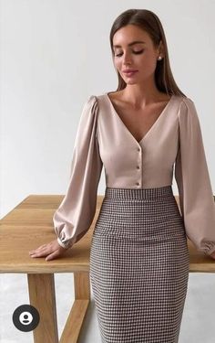 Airplane Essentials, Trip Essentials, Business Outfits Women, Business Casual Outfits For Work, Professional Attire, Looks Chic