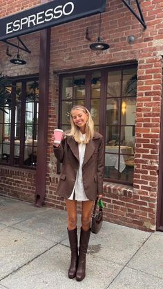 Winter outfit, chic outfits, nyc outfits, fashion inspo, insta inspo, discover under 15k, winter fashion, boots outfit, tall boot outfit, brown outfit White Boots Winter, Brit Harvey, Vinter Mode Outfits, Outfits Nyc, Fall Boots Outfit, Nyc Outfits, Races Outfit, London Outfit