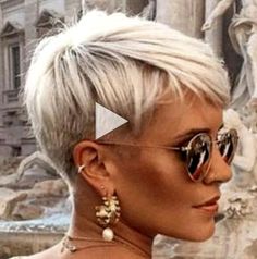 ▷▷ short pixie haircuts, edgy pixie haircuts undercut, undercut pixie haircut shaved sides, undercut pixie haircut curly hair, undercut pixie haircut 2022 Chin Length Haircuts, Stylish Short Hair, Edgy Pixie, Short Blonde Haircuts