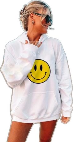 Casual Smiley Face Winter Tops, Casual Winter Tops With Smiley Face, Casual Smiley Face Winter Sweatshirt, Casual Winter Sweatshirt With Smiley Face, Trendy Long Sleeve Sweatshirt With Smiley Face, Long Sleeve Smiley Face Top For Fall, Fall Smiley Face Long Sleeve Sweatshirt, Trendy Smiley Face Sweatshirt For Fall, Trendy Long Sleeve Tops With Smiley Face