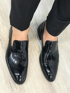 Ferrar Shine Black Loafer – brabion Weddings Elegant, Code Black, Doc Marten Oxford, Black Loafers, Shoes Color, Shoe Size Chart, Color Code, Modern Man, Leather Loafers