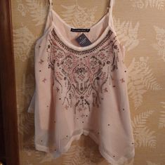 Abercrombie & Fitch Nwt Boho Pink Gem Blouse. Cropped. Beaded. So Pretty. Brand New With Tags. Size Xs. Feminine Embellished Summer Tops, Embellished Feminine Summer Tops, Pink Embellished Bohemian Top, Spring Embellished Pink Tops, Spring Pink Embellished Tops, Pink Embellished Tops For Spring, Bohemian Pink Tops For Party, Pink Bohemian Party Tops, Boho Pink